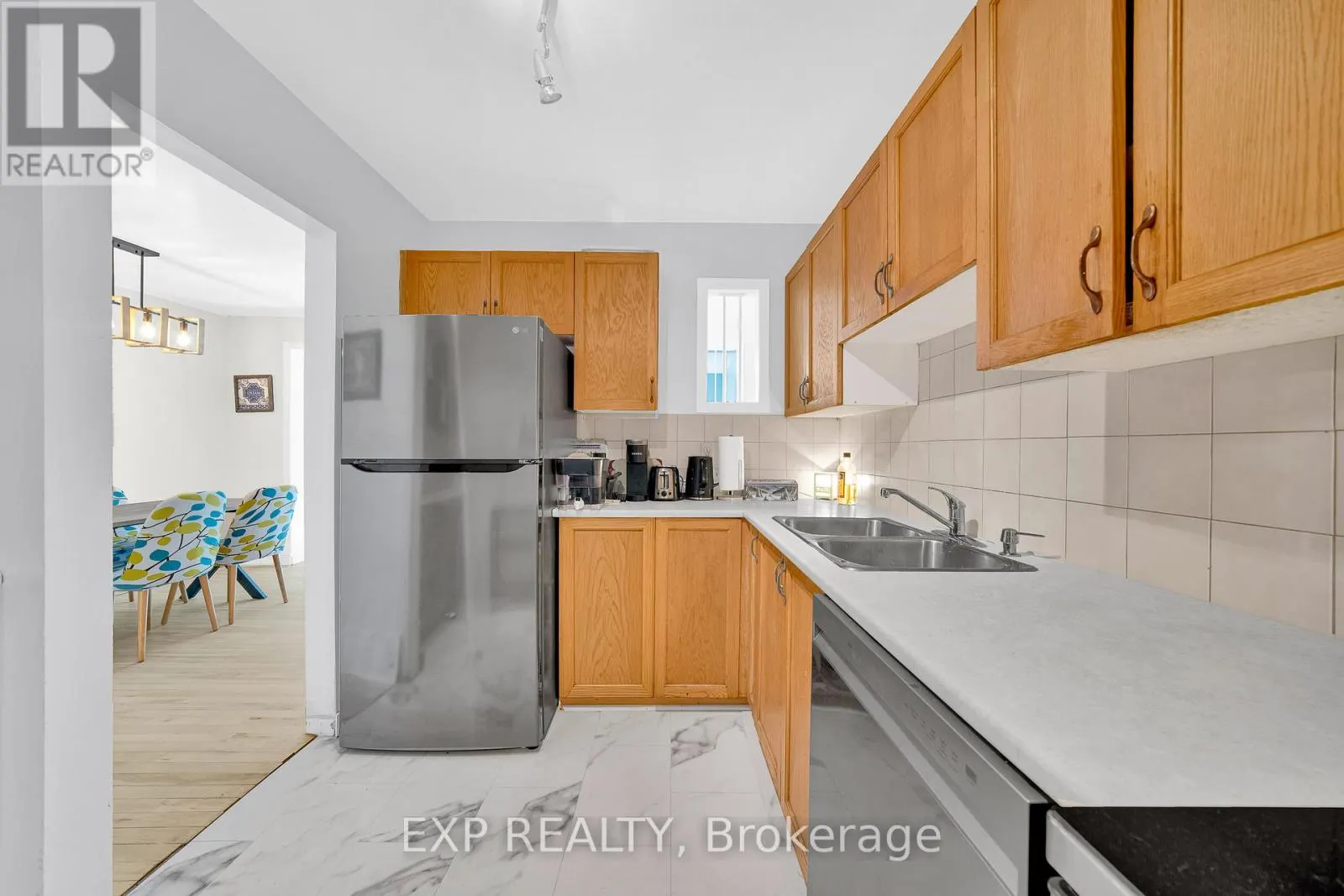 6431 TIMOTHY COURT