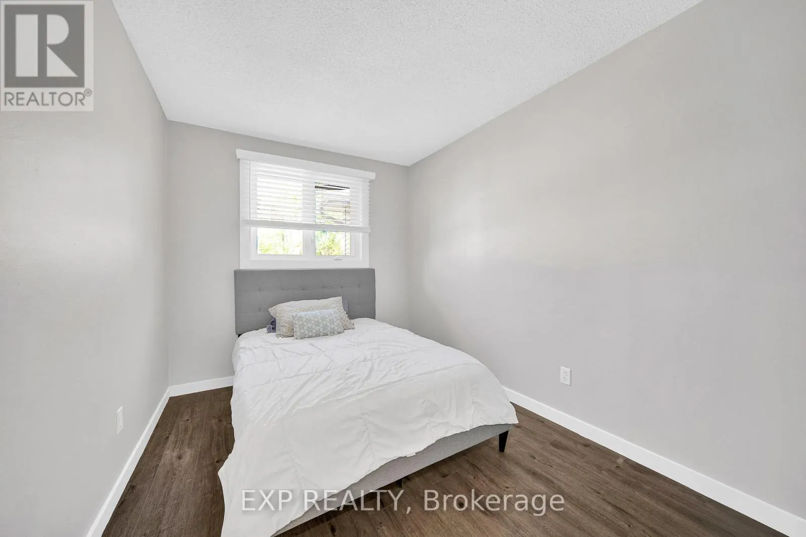6431 TIMOTHY COURT