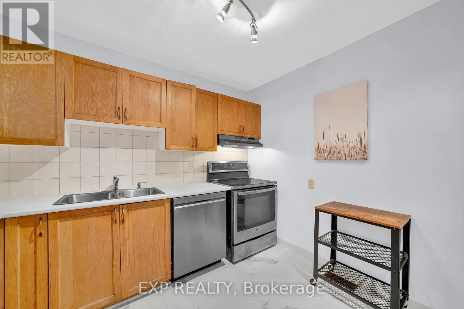 6431 TIMOTHY COURT