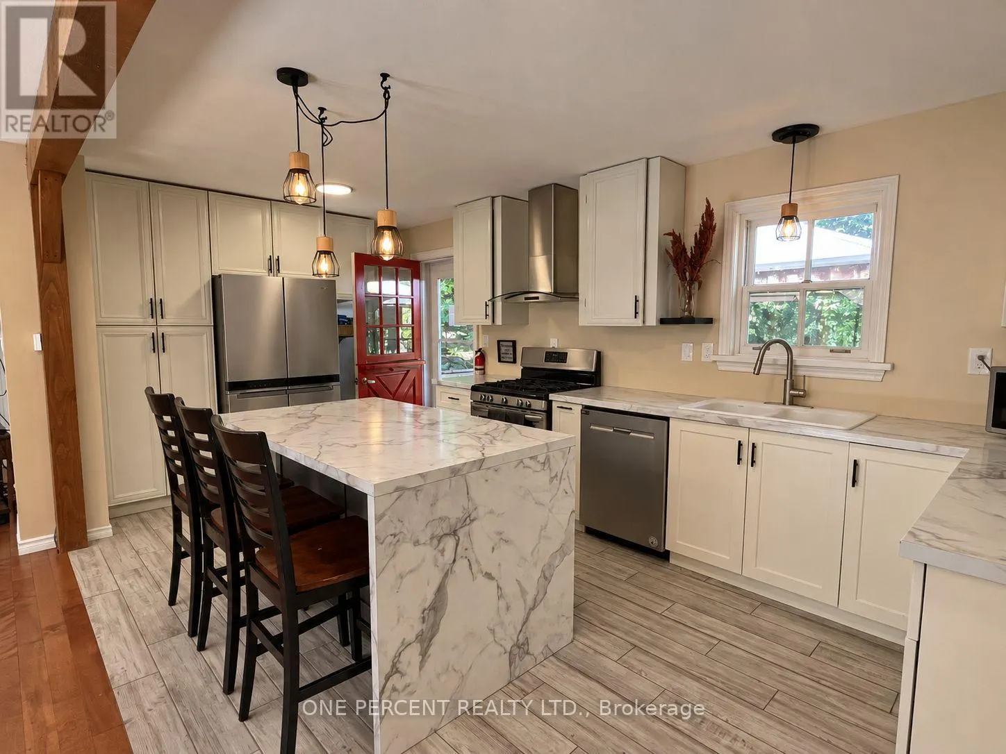116 NORTH DEER LAKE ROAD