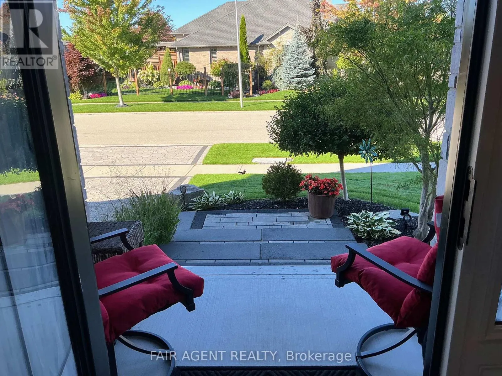 1236 ALBERNI ROAD