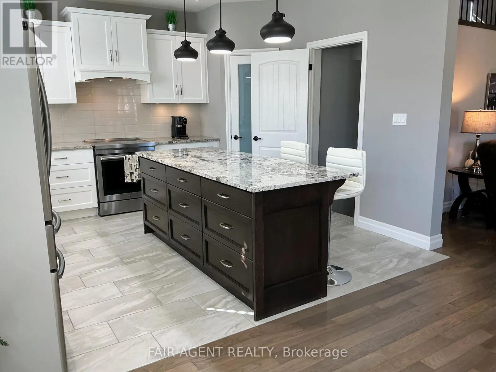 1236 ALBERNI ROAD