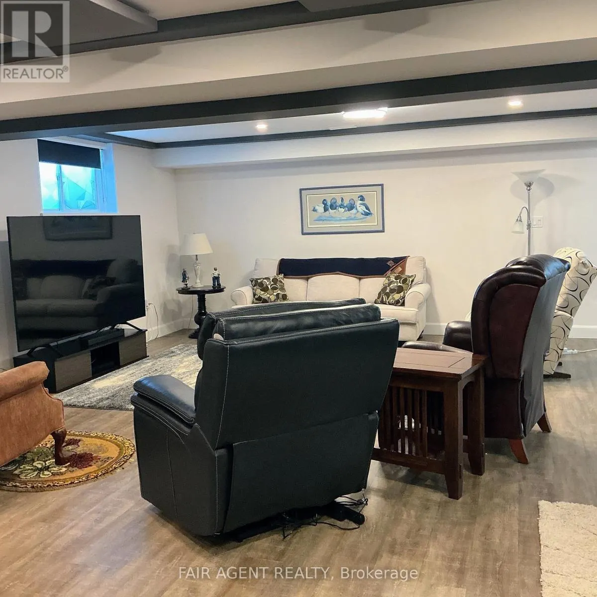 1236 ALBERNI ROAD