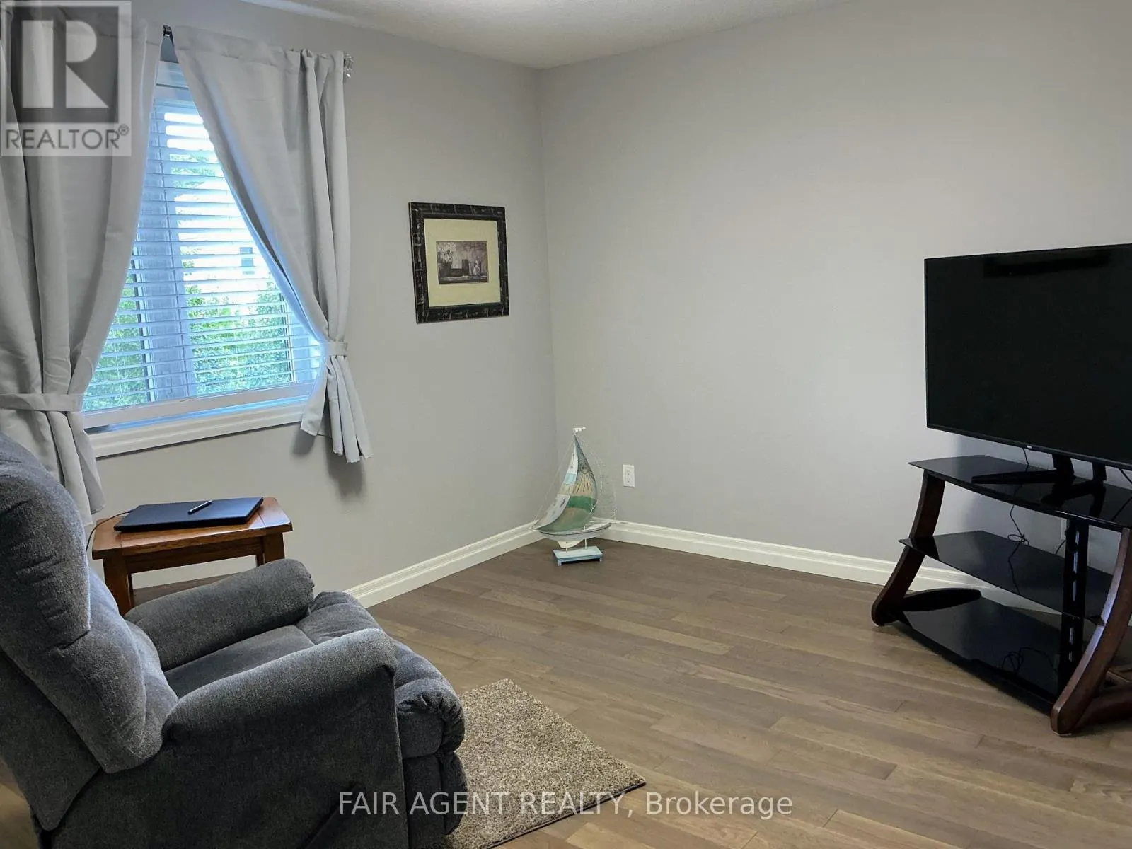 1236 ALBERNI ROAD