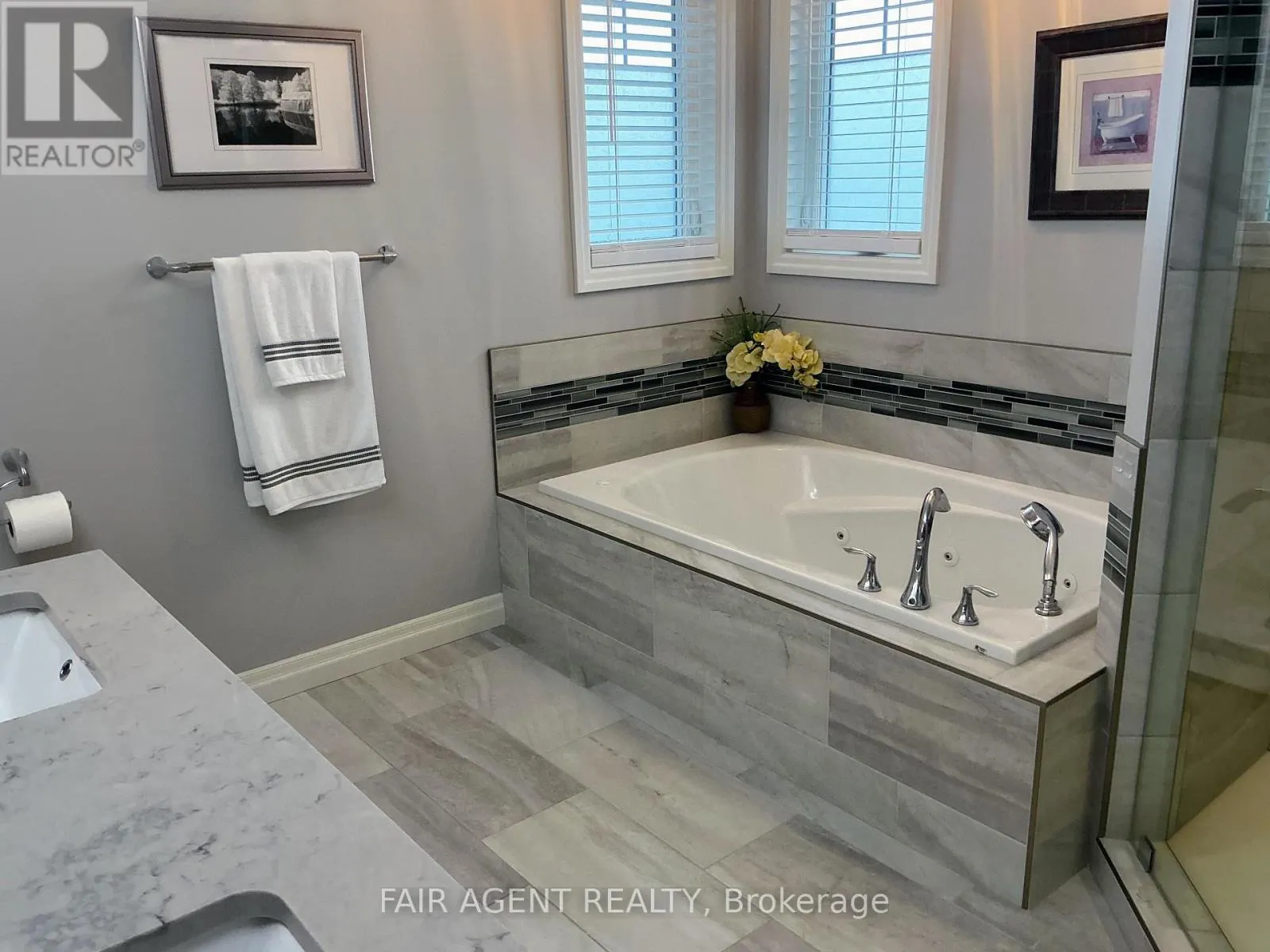 1236 ALBERNI ROAD