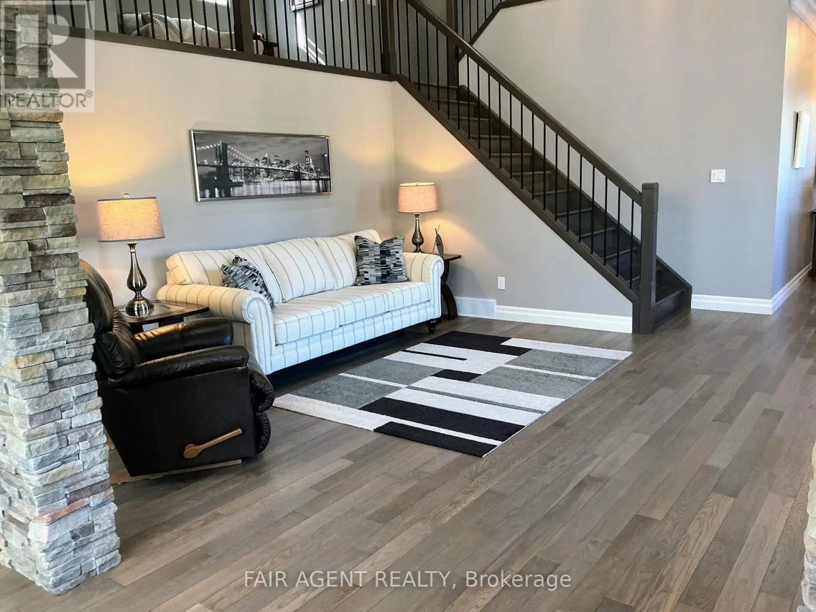 1236 ALBERNI ROAD