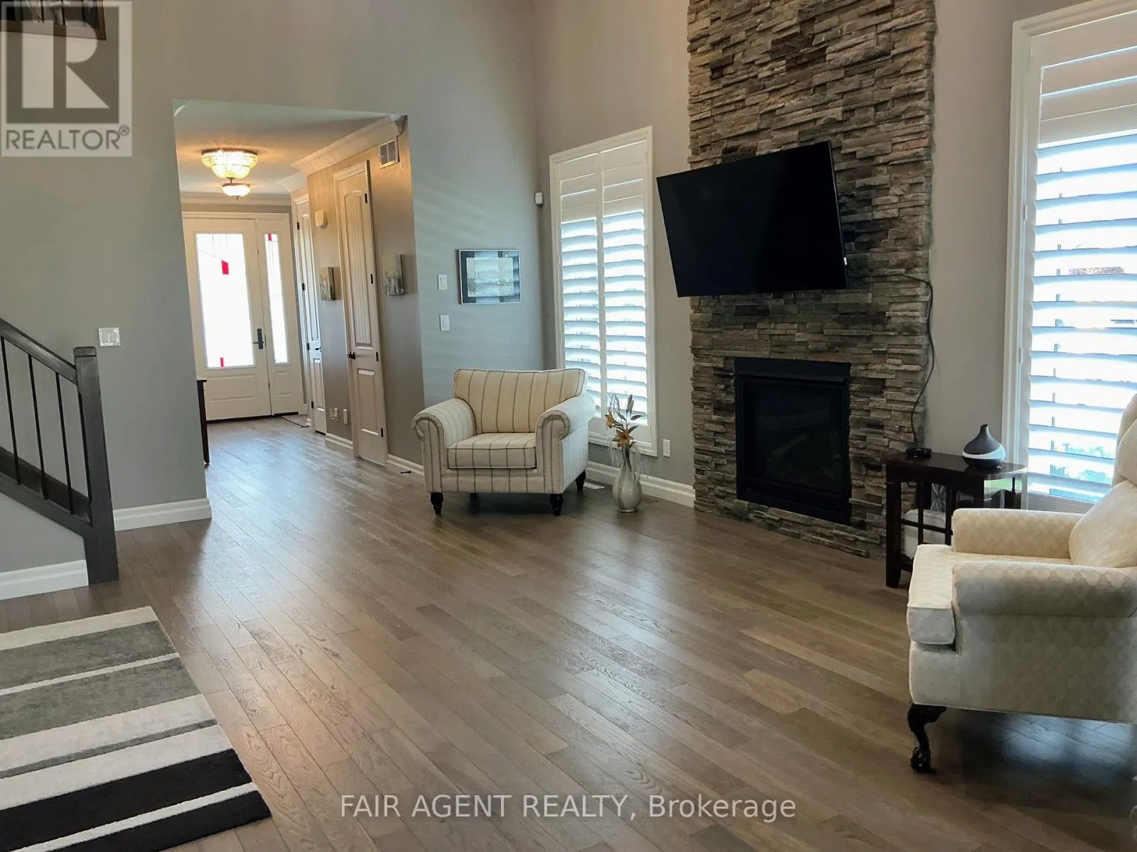 1236 ALBERNI ROAD