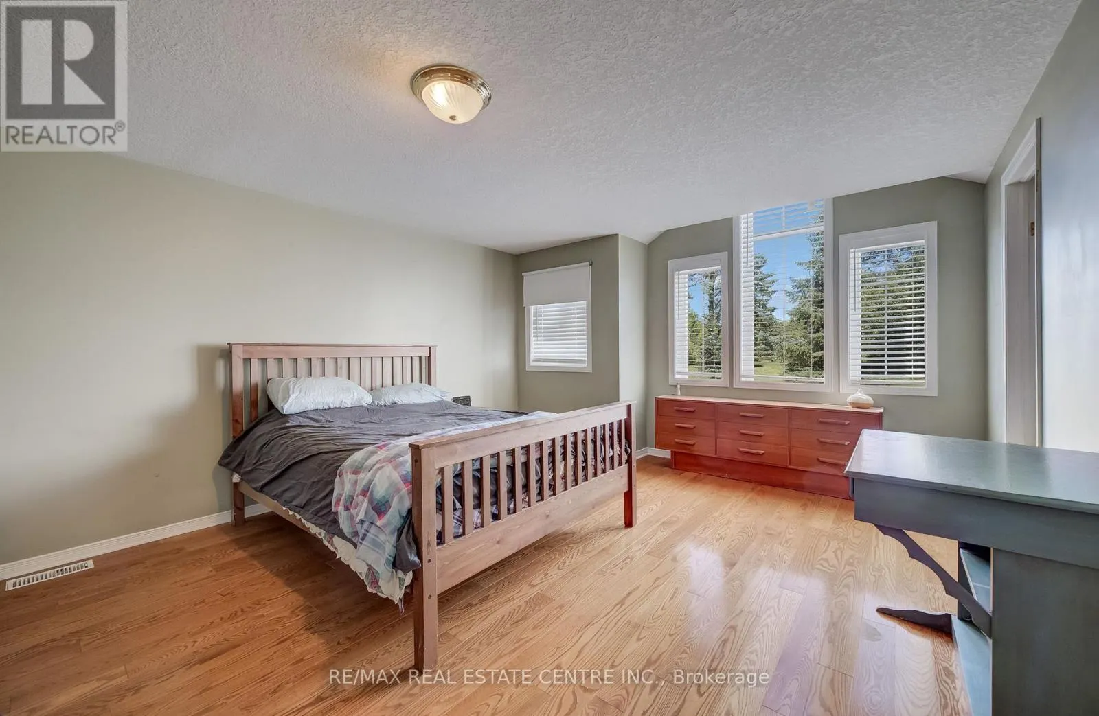 295 GATEHOUSE DRIVE
