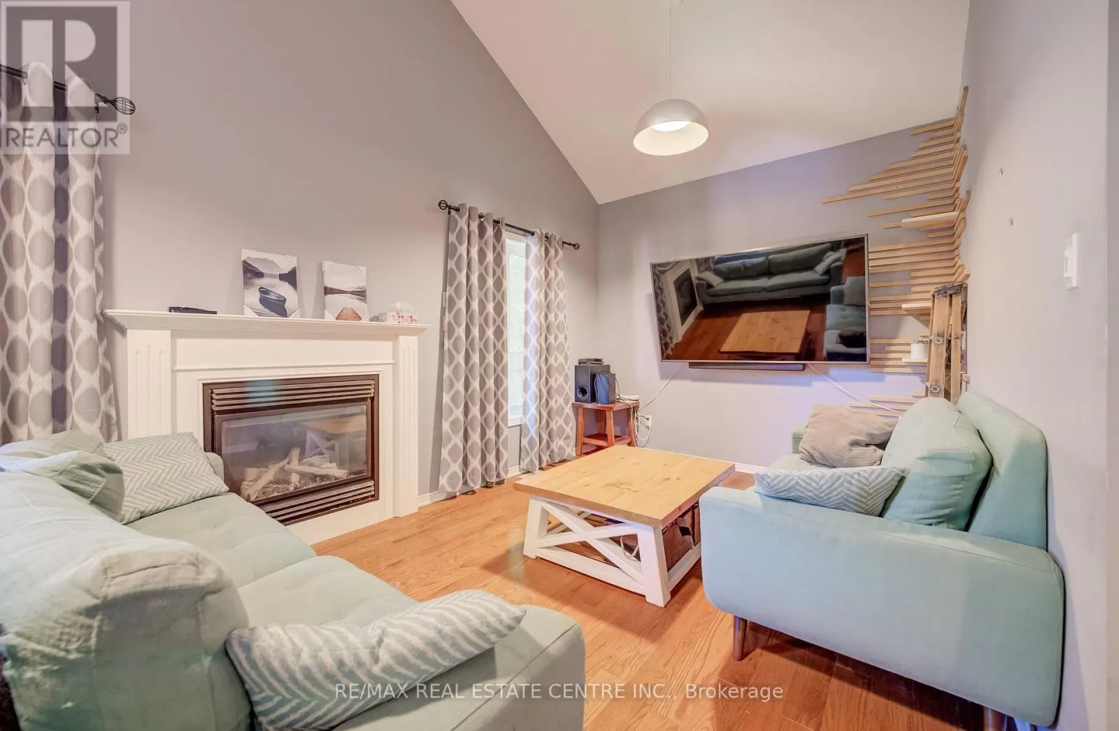 295 GATEHOUSE DRIVE