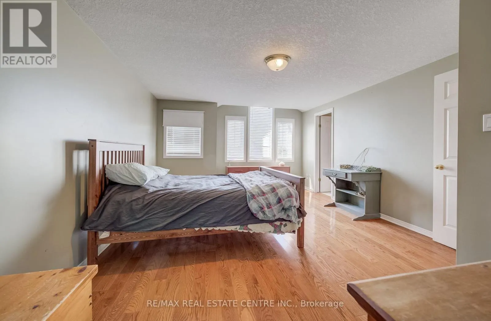 295 GATEHOUSE DRIVE