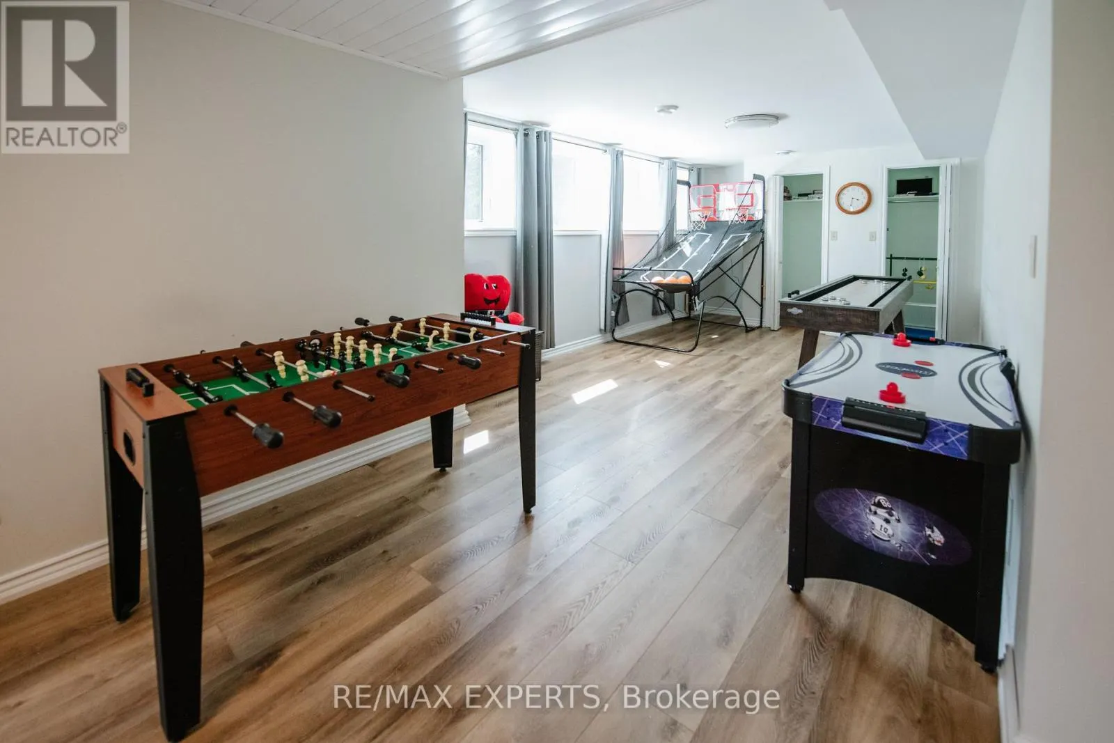 1216 MIRIAM DRIVE