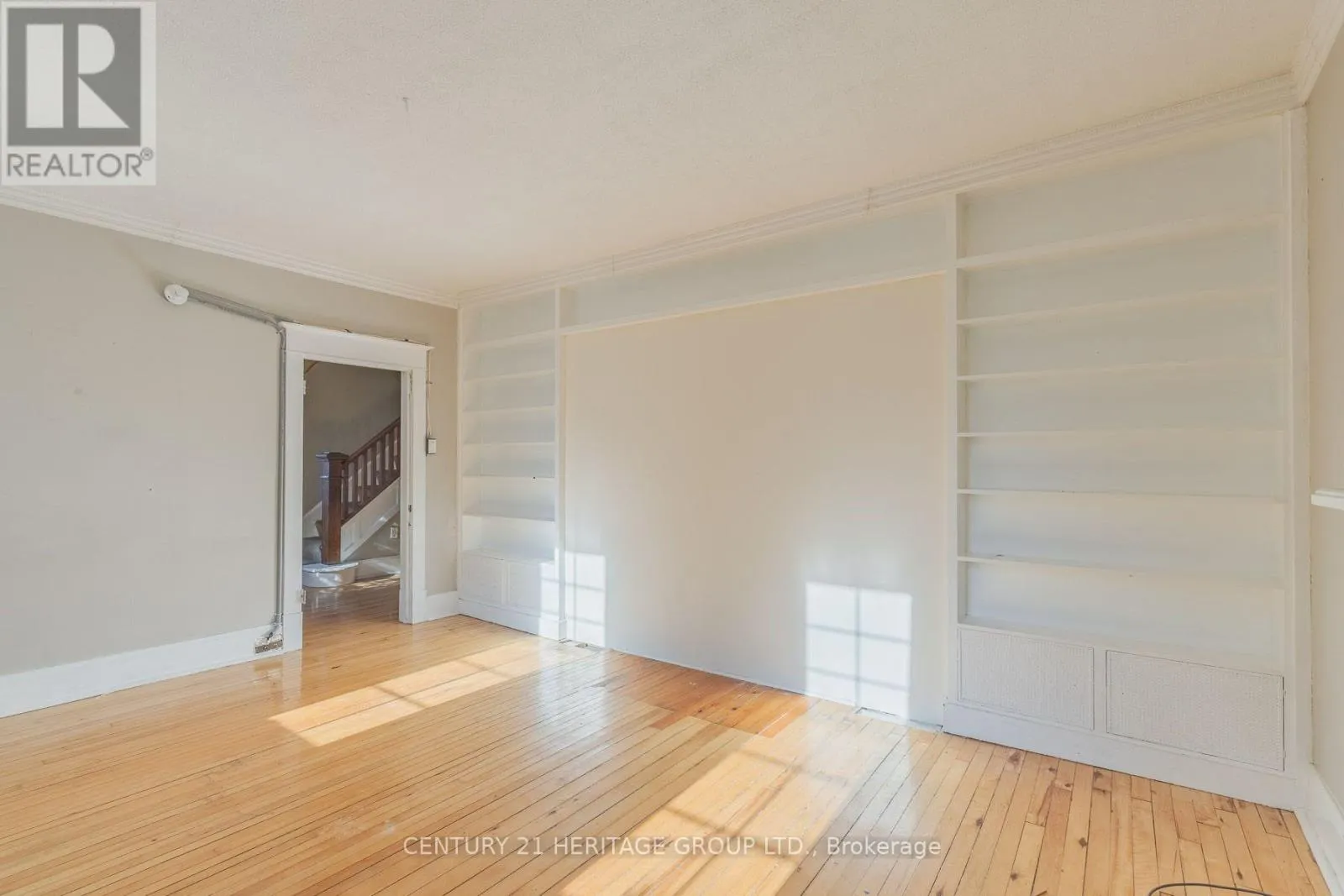 120 WELLAND STREET