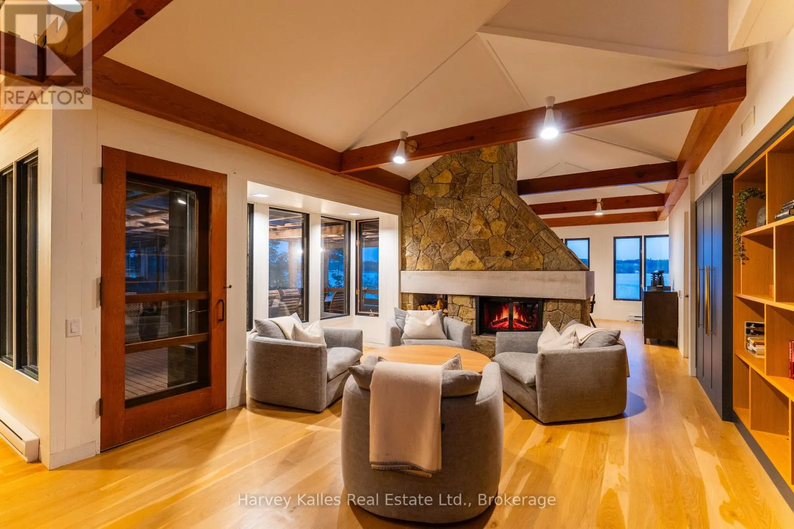 3 - 1220 PARKER'S POINT ROAD #3