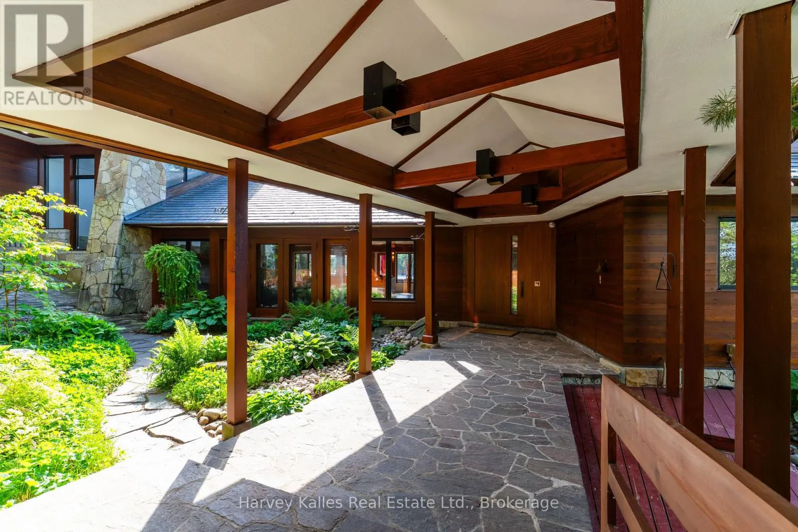 3 - 1220 PARKER'S POINT ROAD #3