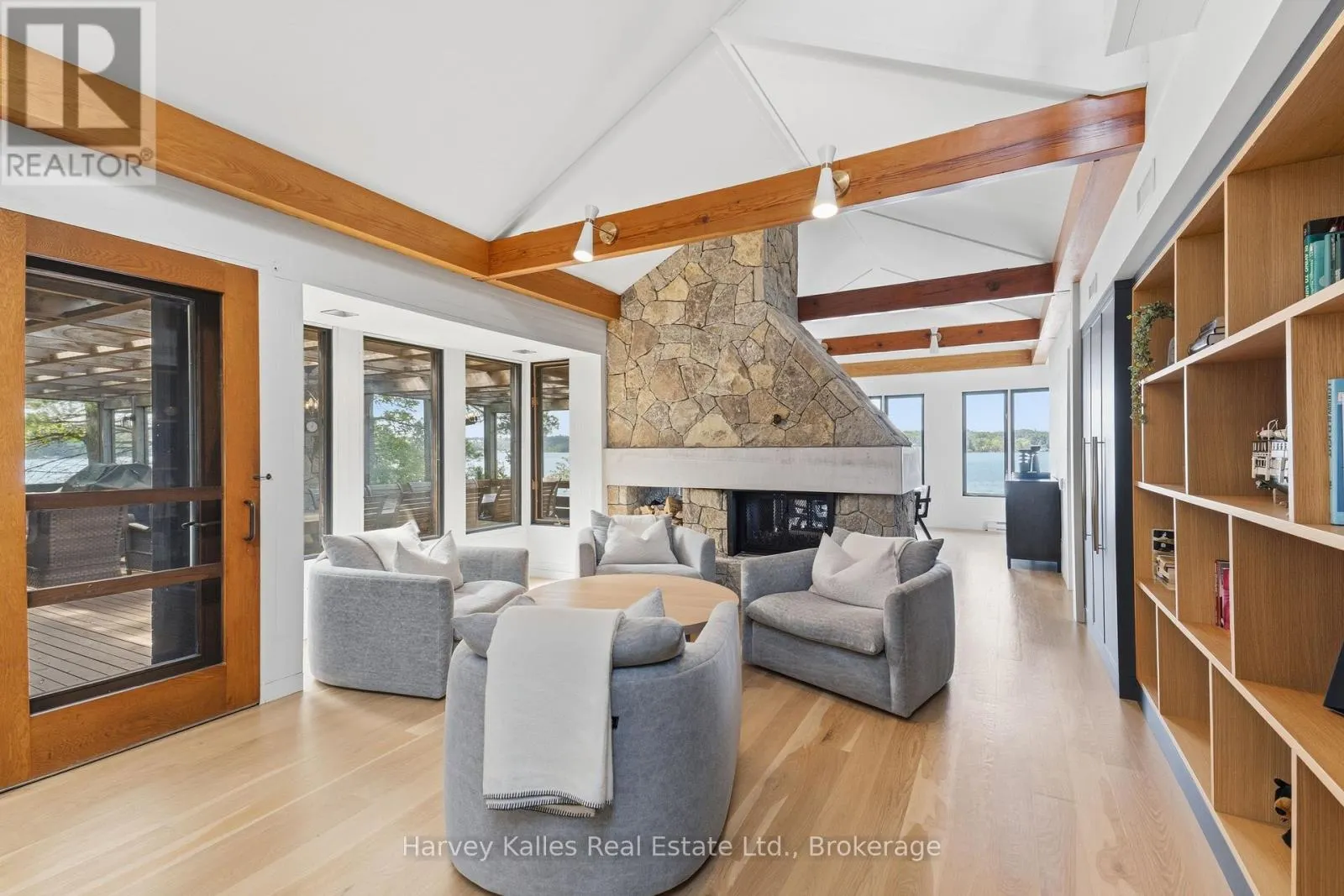 3 - 1220 PARKER'S POINT ROAD #3