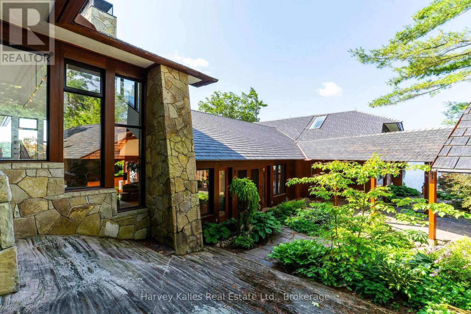 3 - 1220 PARKER'S POINT ROAD #3