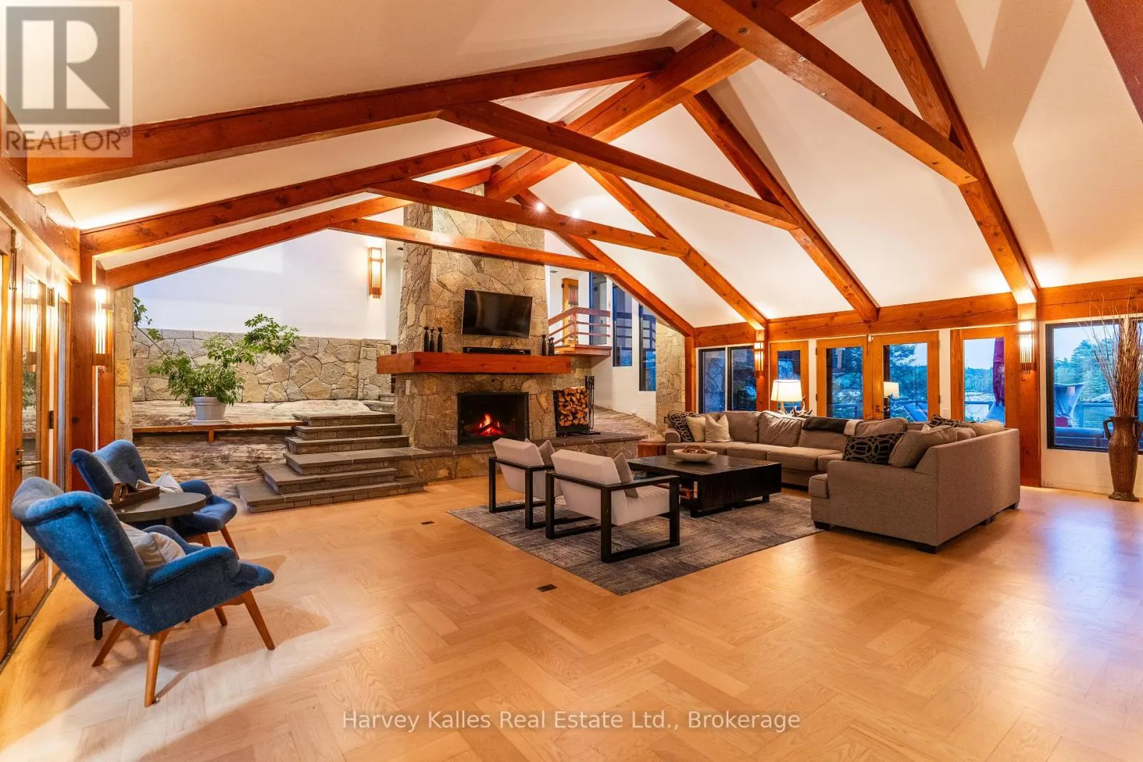 3 - 1220 PARKER'S POINT ROAD #3