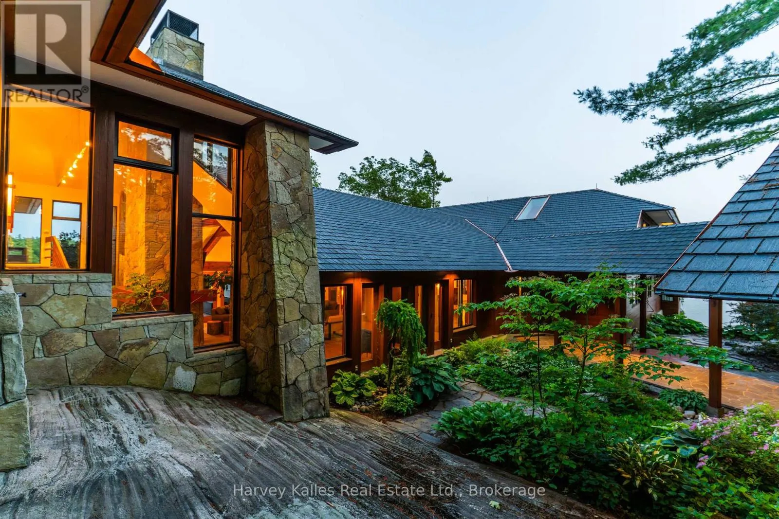 3 - 1220 PARKER'S POINT ROAD #3