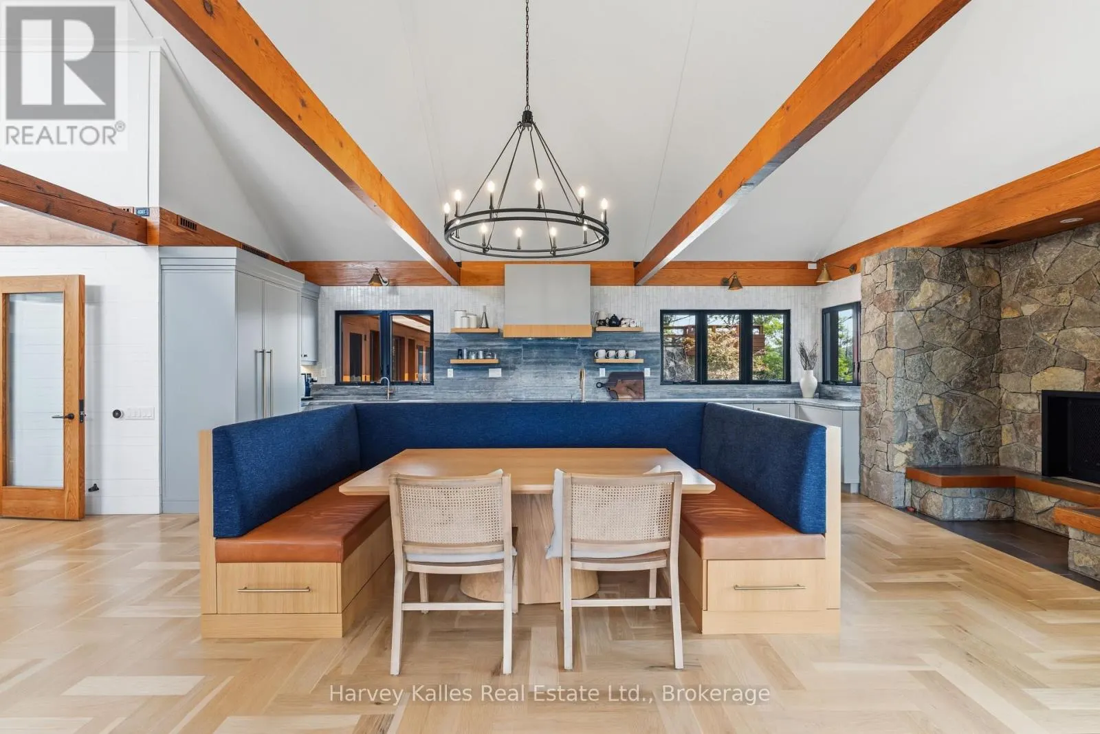 3 - 1220 PARKER'S POINT ROAD #3