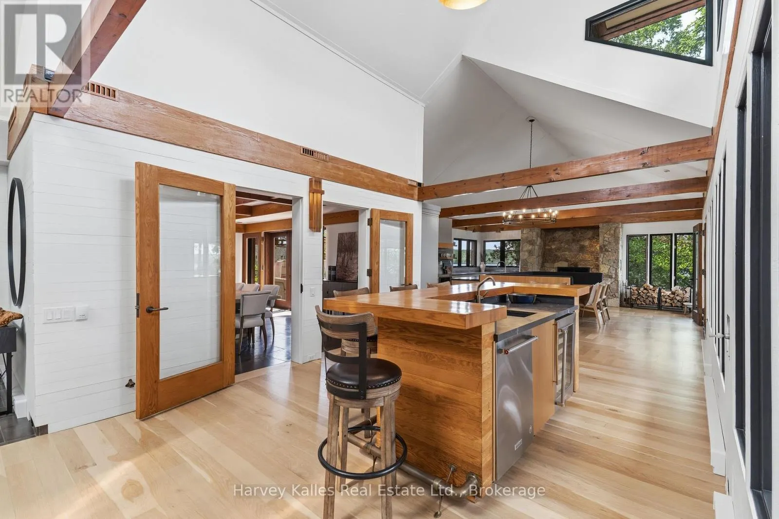3 - 1220 PARKER'S POINT ROAD #3