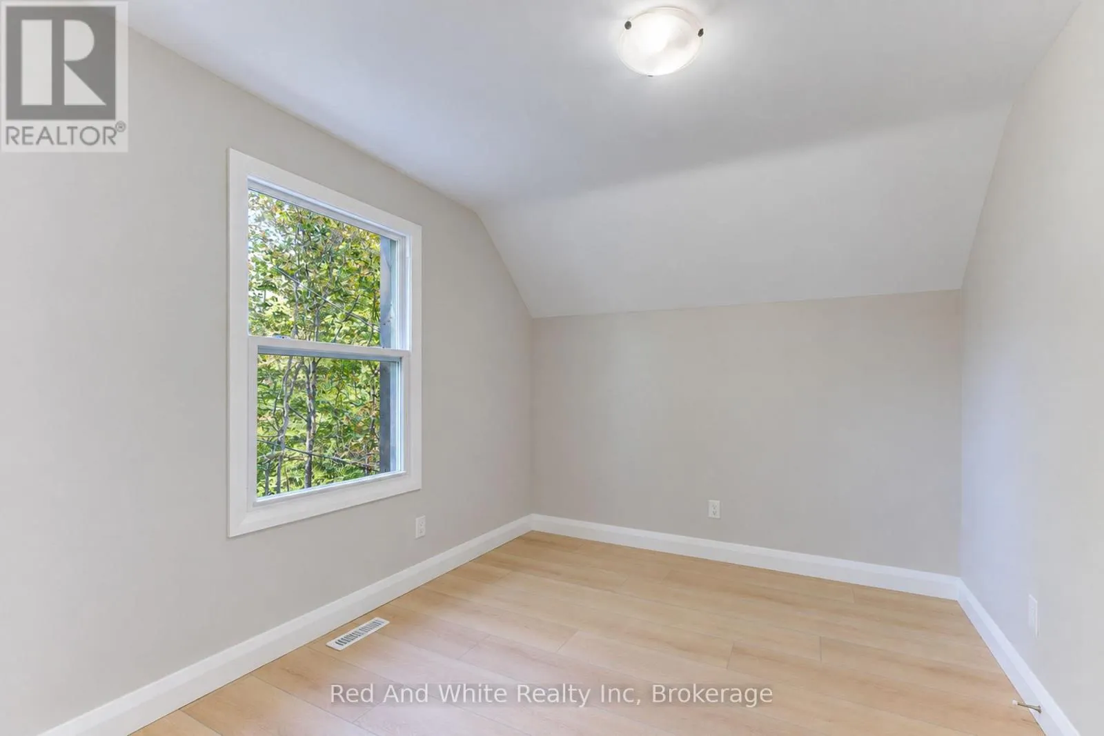 18 MIEHM PLACE