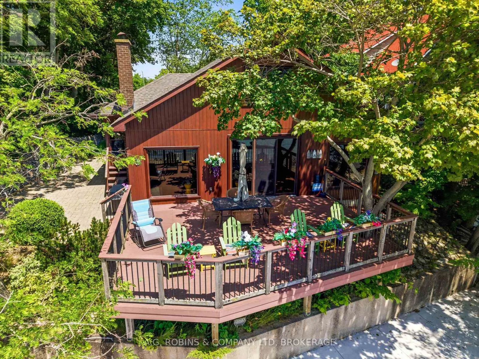 10599 LAKESHORE ROAD