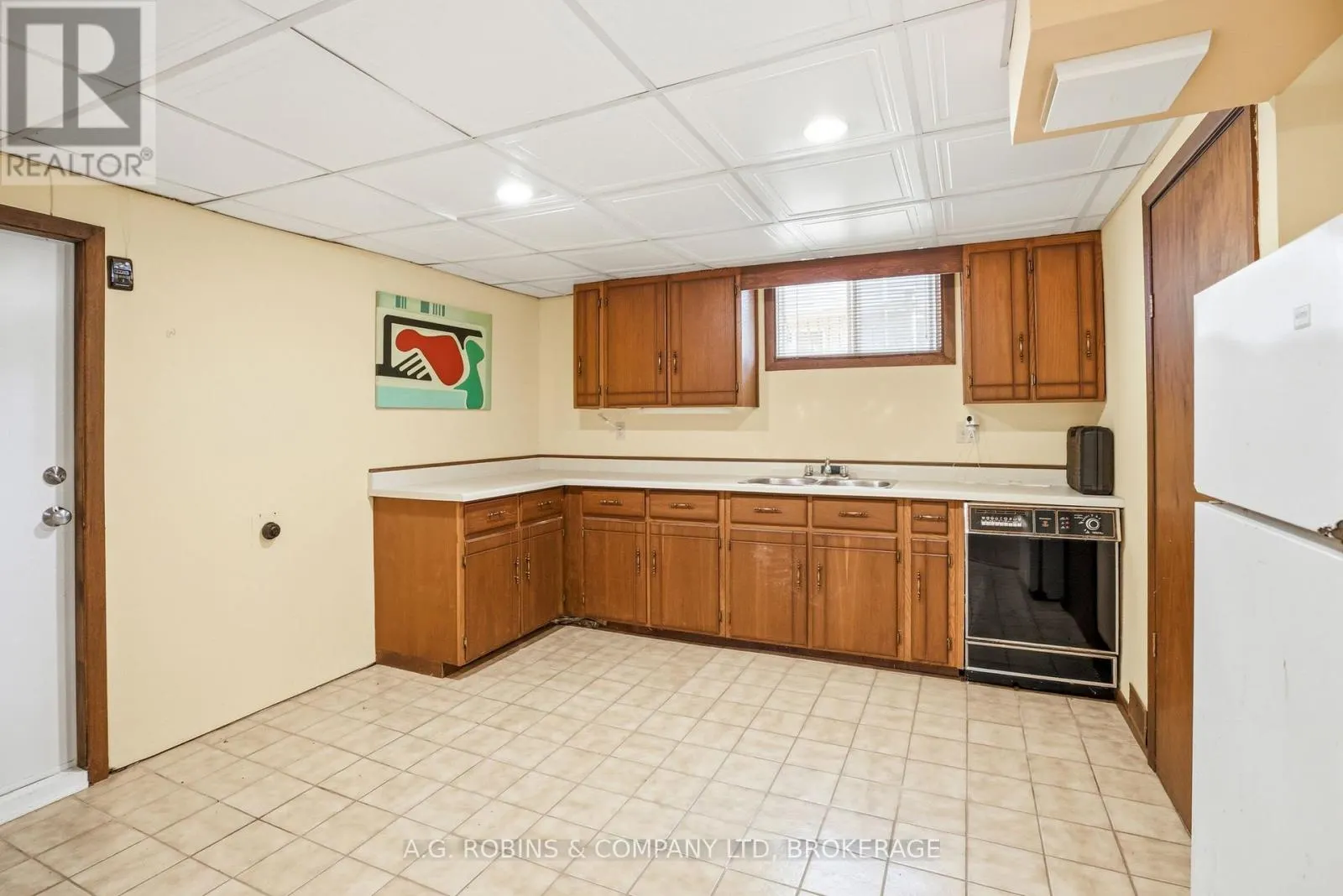 10599 LAKESHORE ROAD