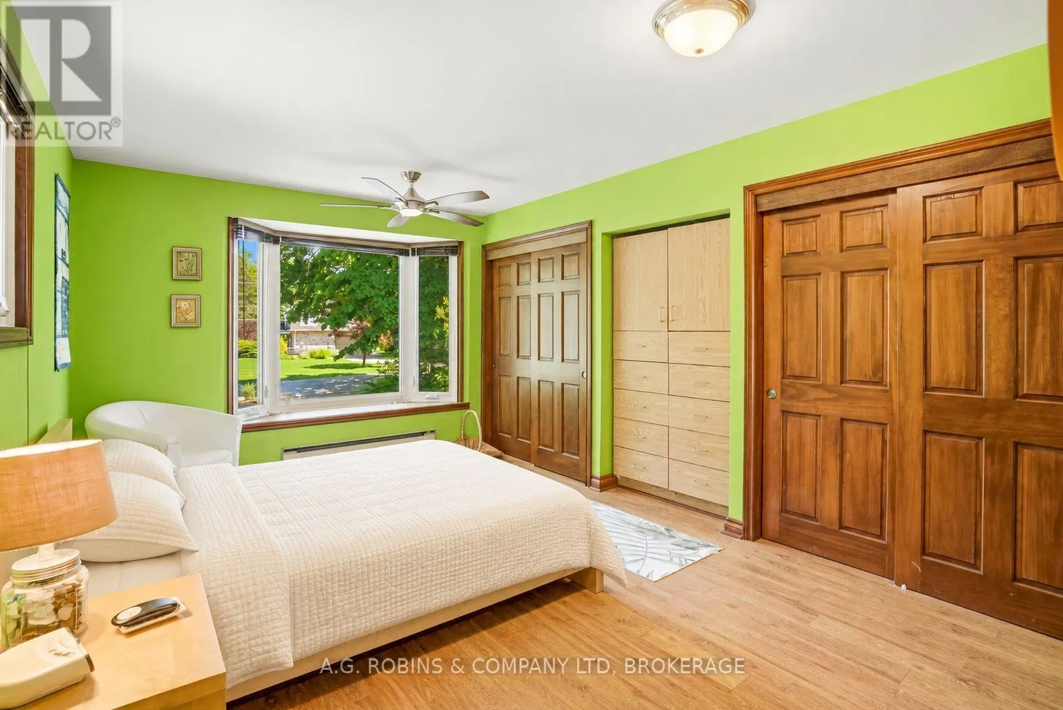 10599 LAKESHORE ROAD