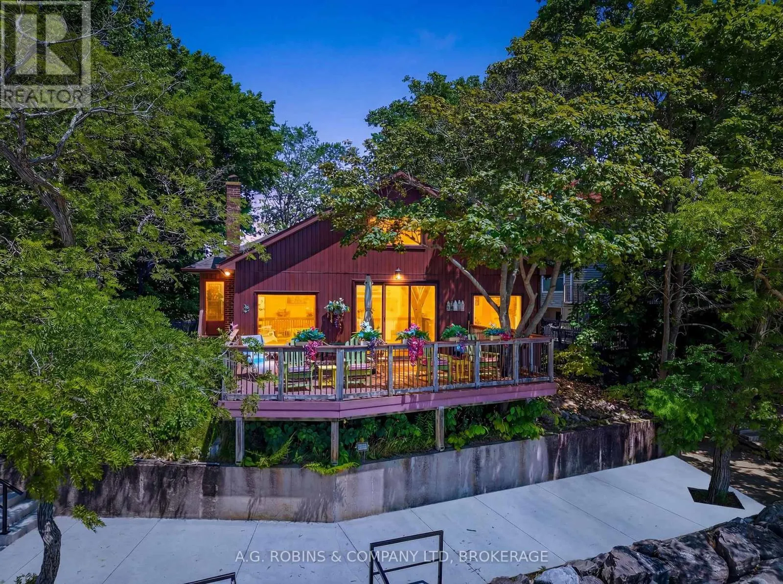 10599 LAKESHORE ROAD