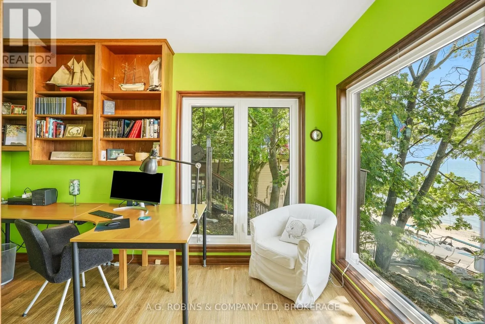10599 LAKESHORE ROAD