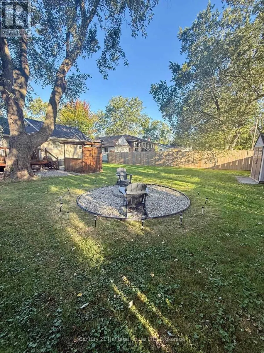 552 LAKEVIEW ROAD