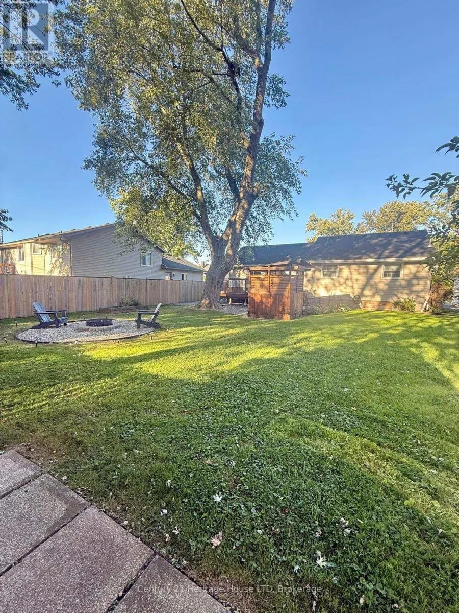 552 LAKEVIEW ROAD