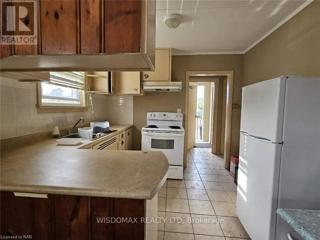 8278 THOROLD STONE ROAD