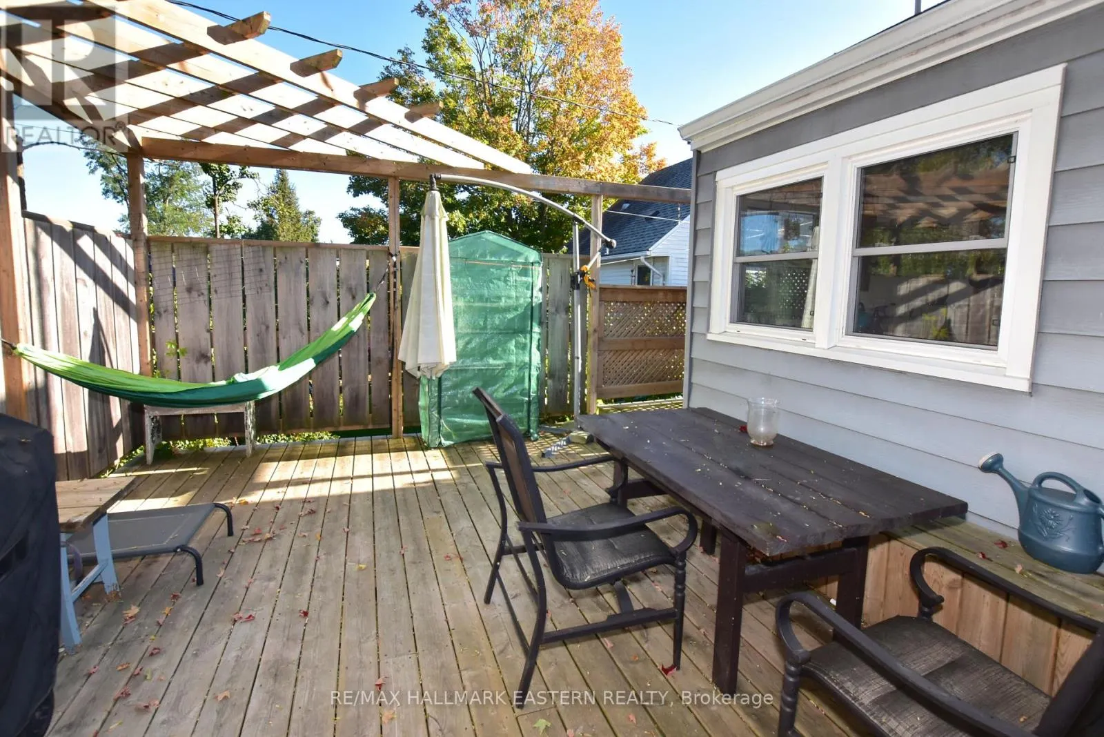 726 FAIRBAIRN STREET