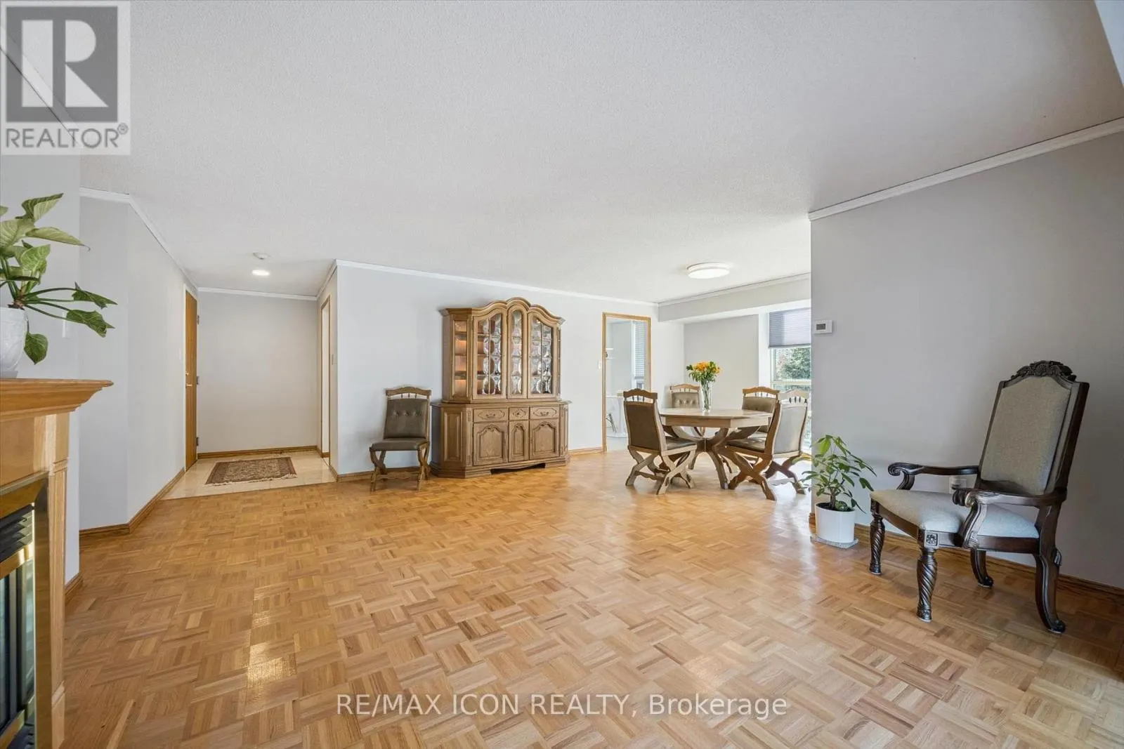 311 - 55 BLUE SPRINGS DRIVE