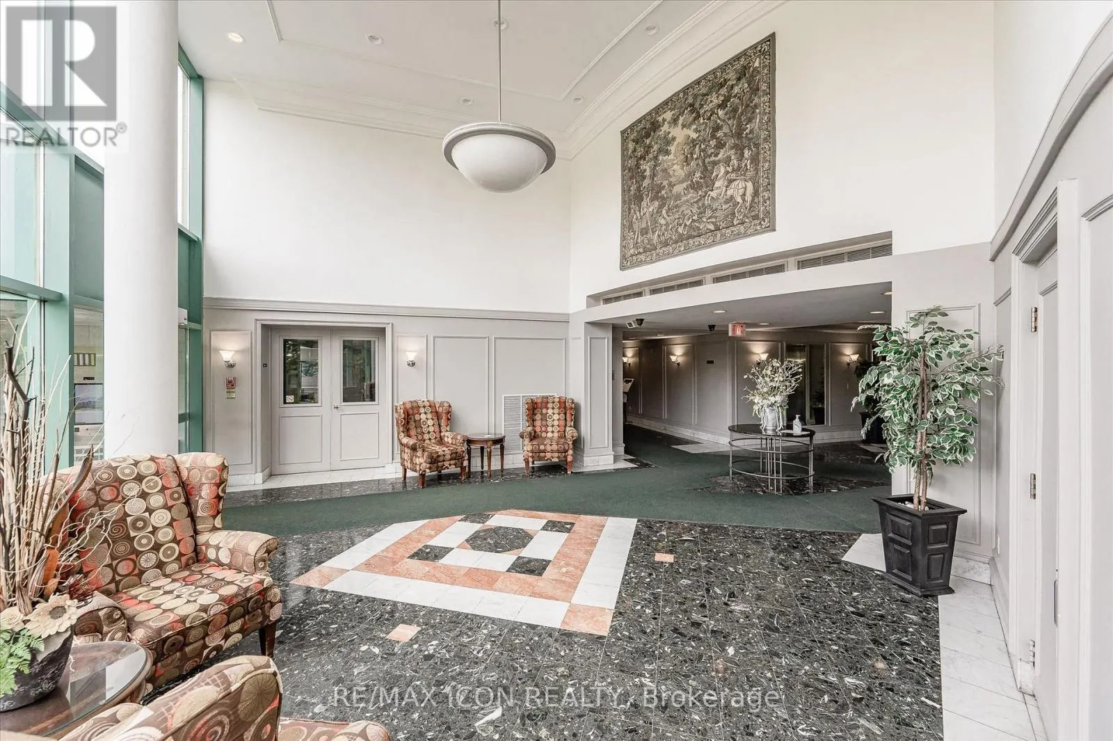 311 - 55 BLUE SPRINGS DRIVE