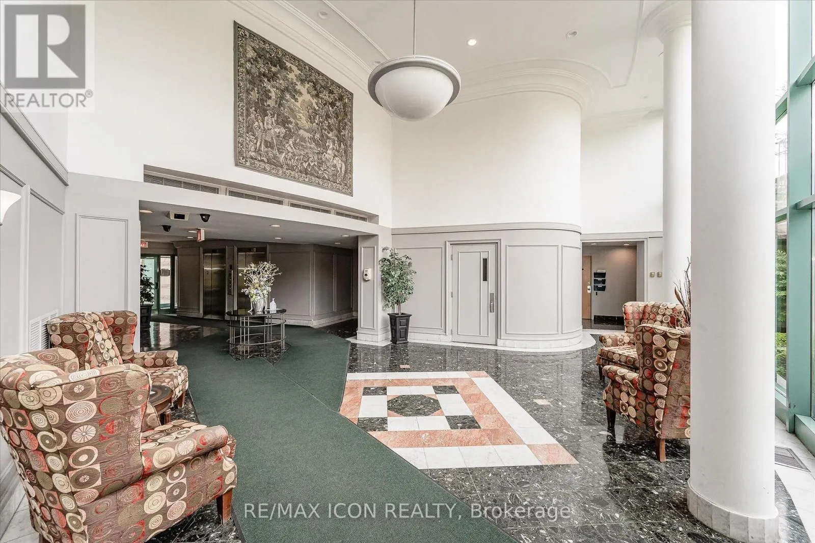 311 - 55 BLUE SPRINGS DRIVE