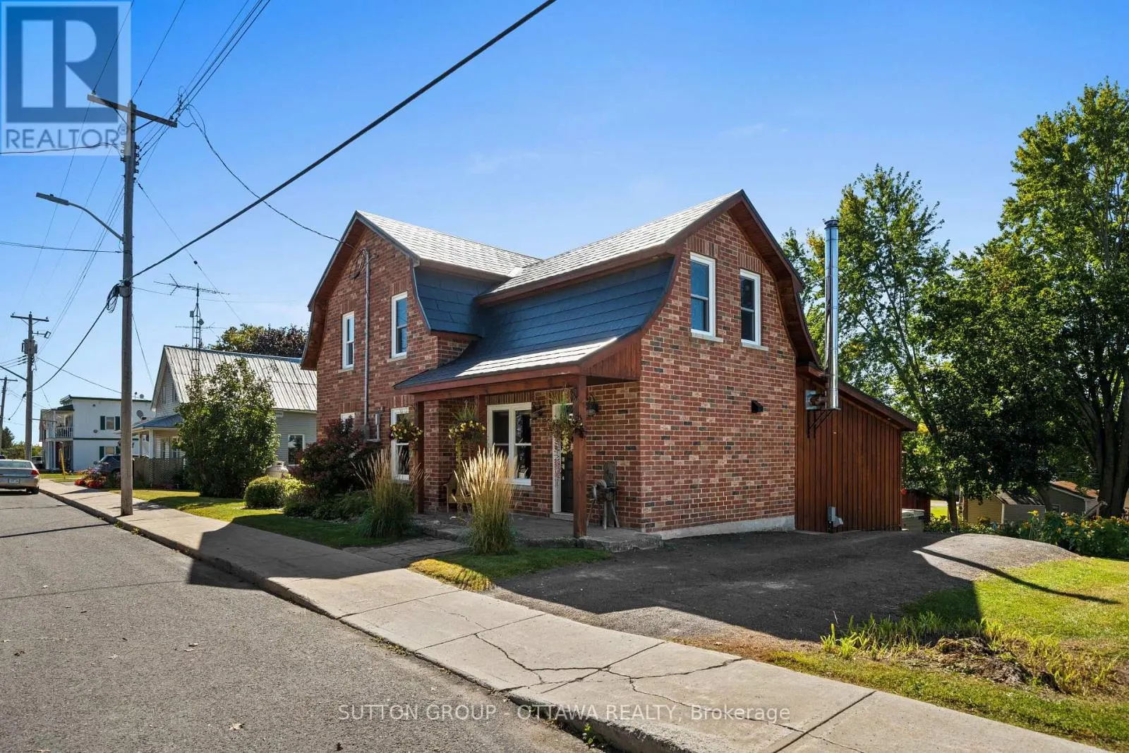 40 SABOURIN STREET