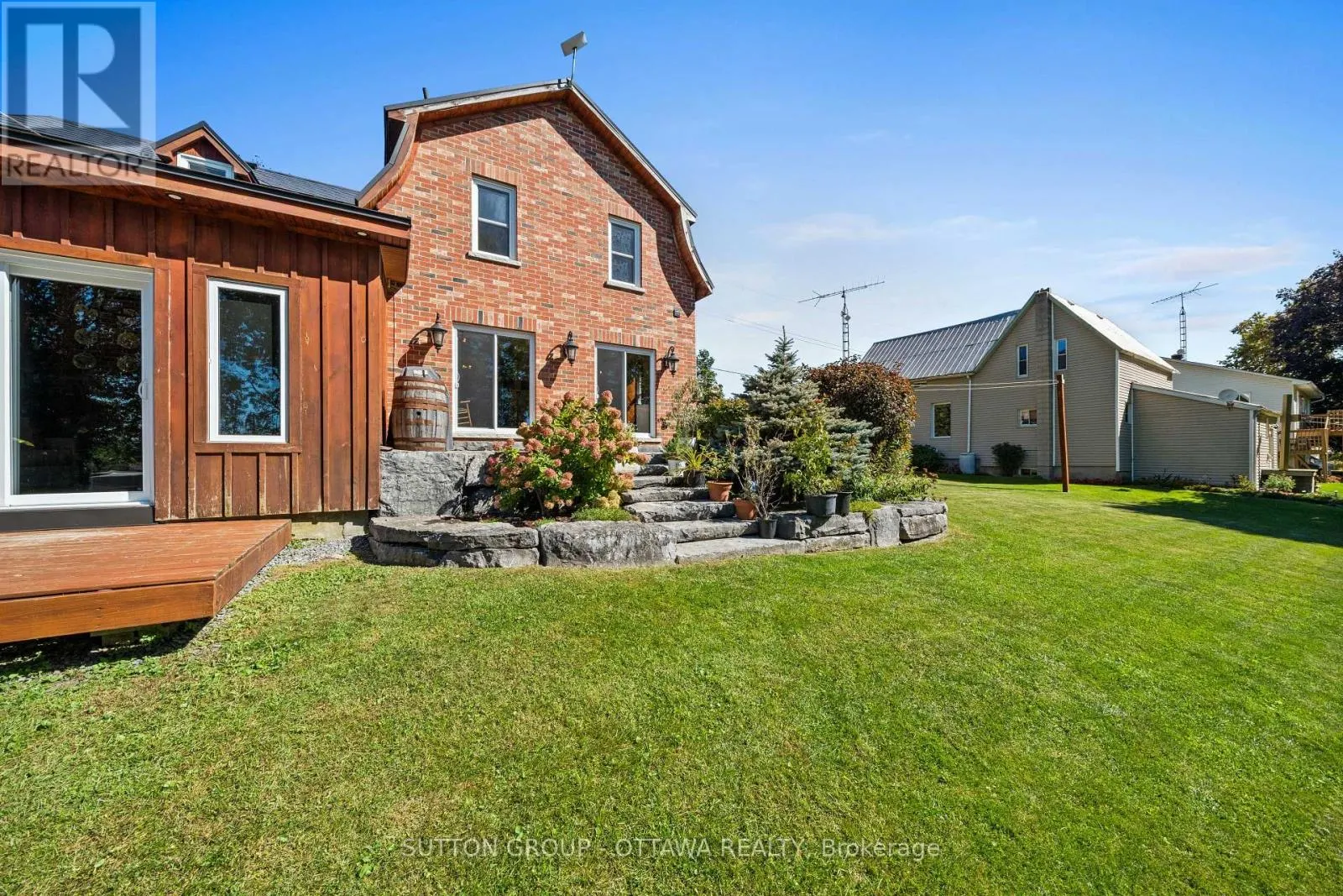 40 SABOURIN STREET