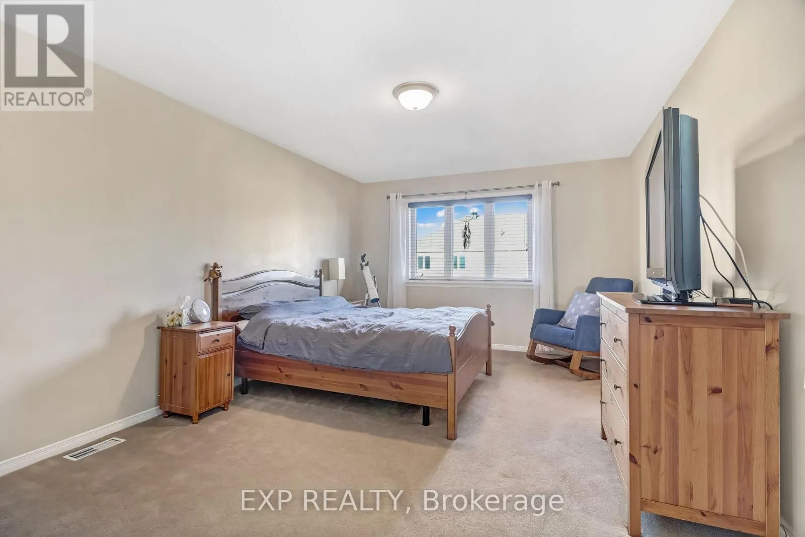 371 ROYAL FERN WAY