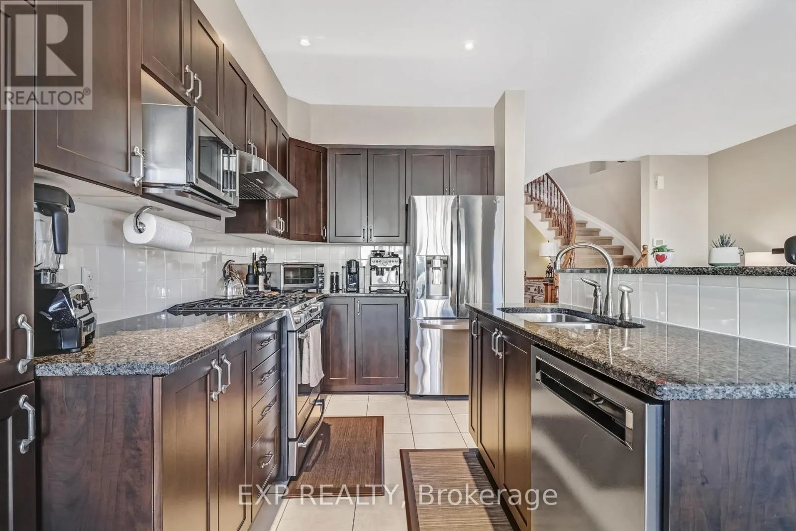 371 ROYAL FERN WAY