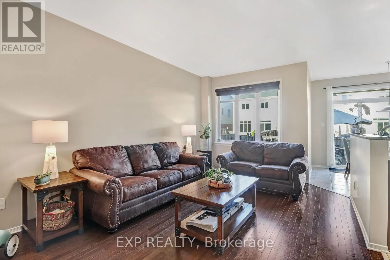 371 ROYAL FERN WAY