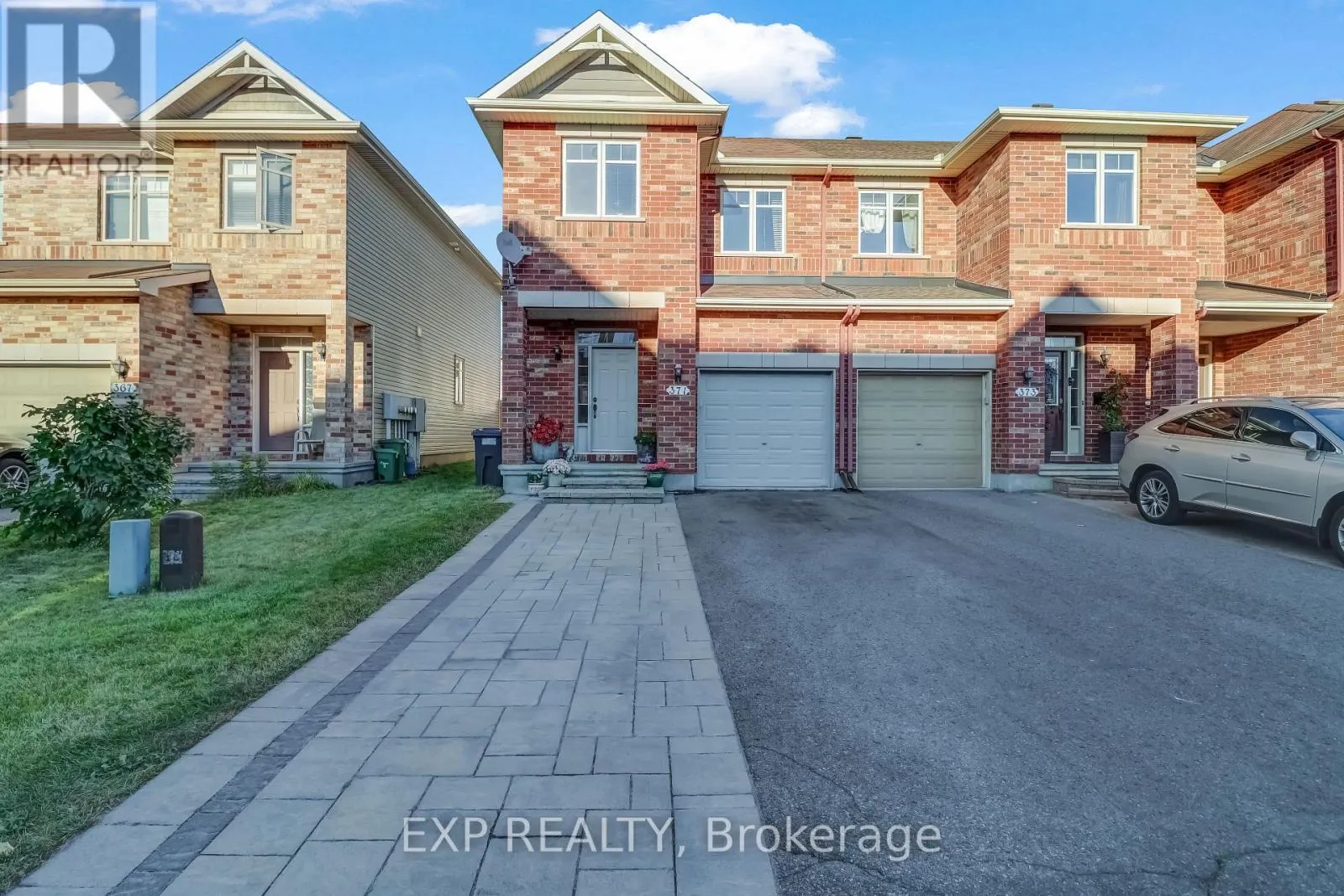371 ROYAL FERN WAY