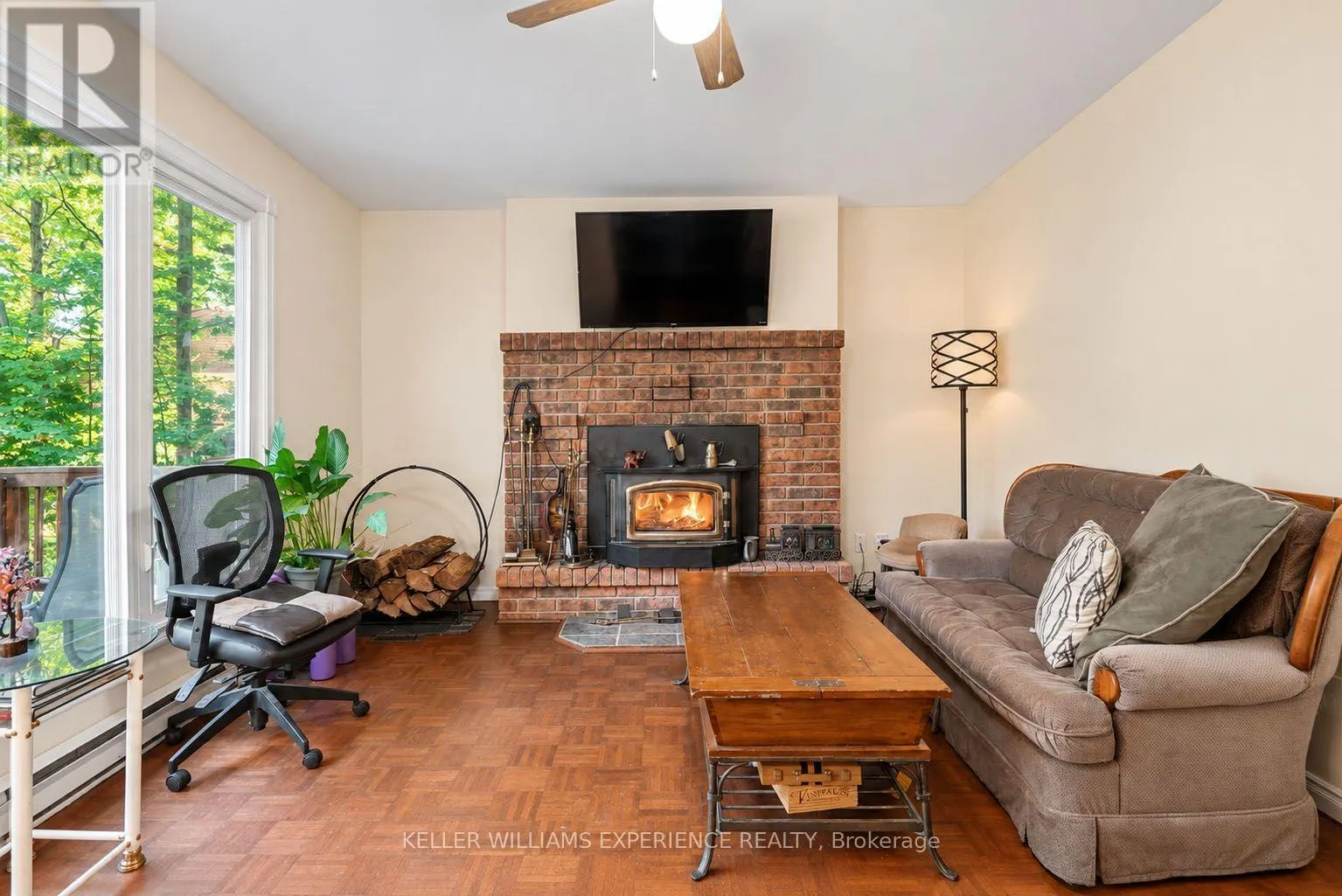 1099 SHERWOOD FOREST ROAD