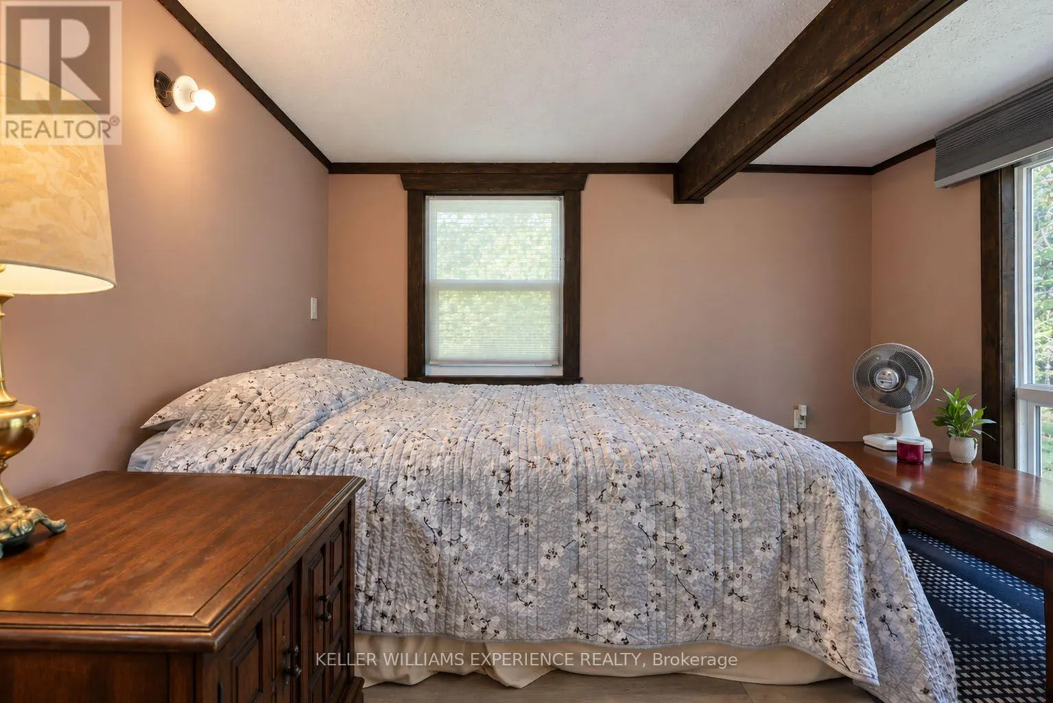 1099 SHERWOOD FOREST ROAD