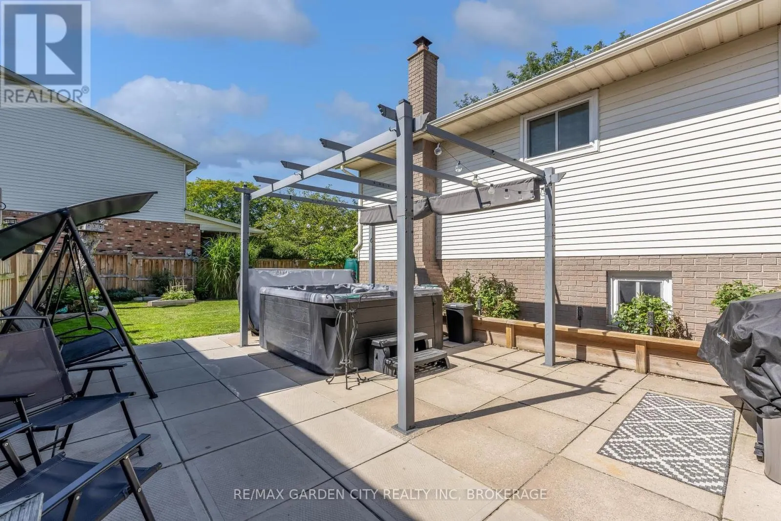 54 CRESTCOMBE ROAD