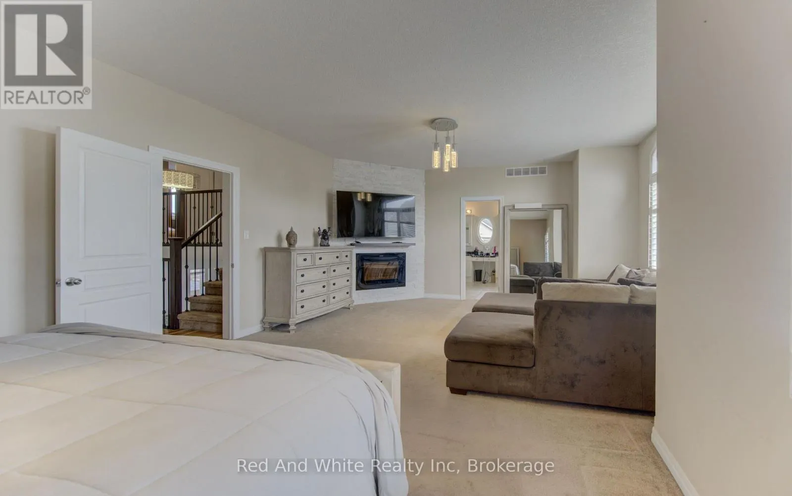 167 WESTCLIFF WAY