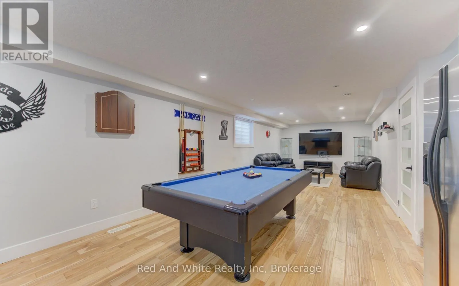 167 WESTCLIFF WAY