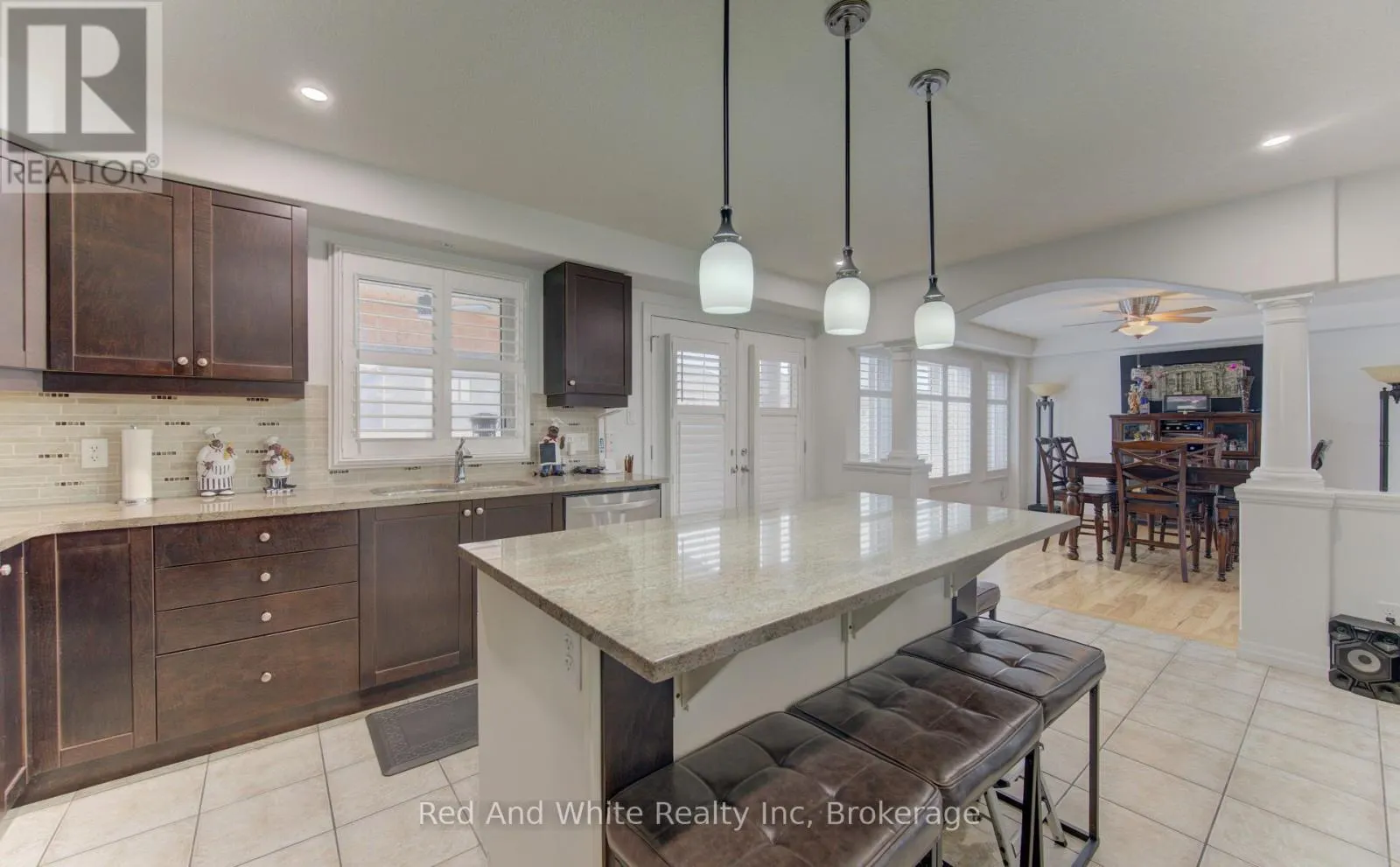 167 WESTCLIFF WAY