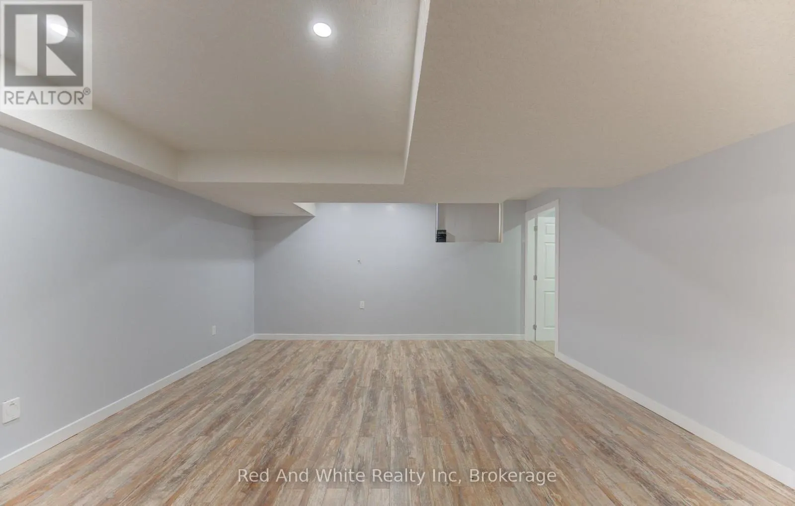167 WESTCLIFF WAY